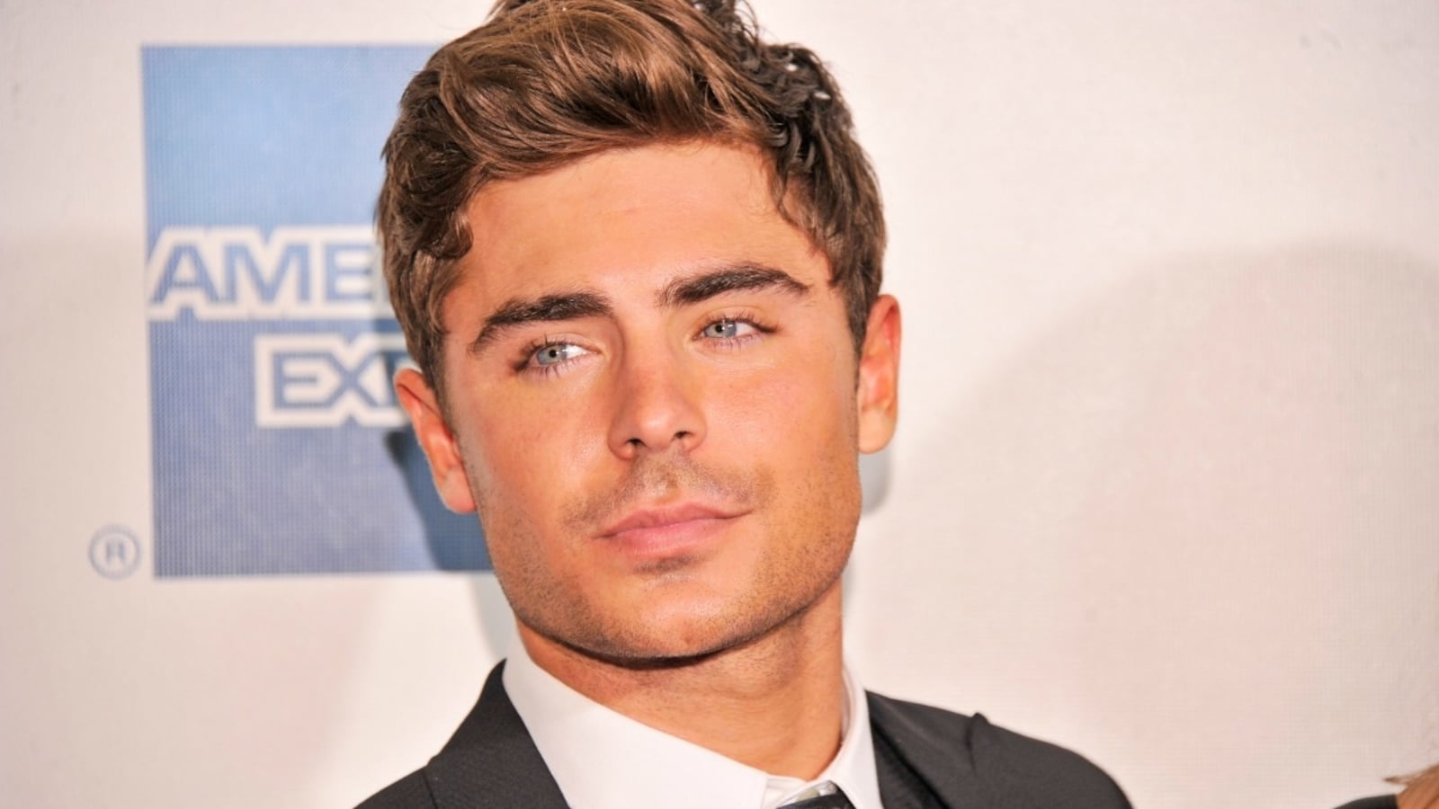 articles/2013/09/18/report-zac-efron-went-to-rehab-kerry-washington-named-best-dressed/zac_efron1-tease_idg88q