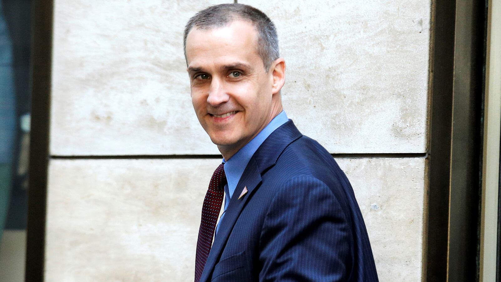 articles/2016/06/21/corey-lewandowski-freshly-fired-by-donald-trump-stars-at-gop-donor-event/160621-siegel-corey-lewandowski-tease_fziduj