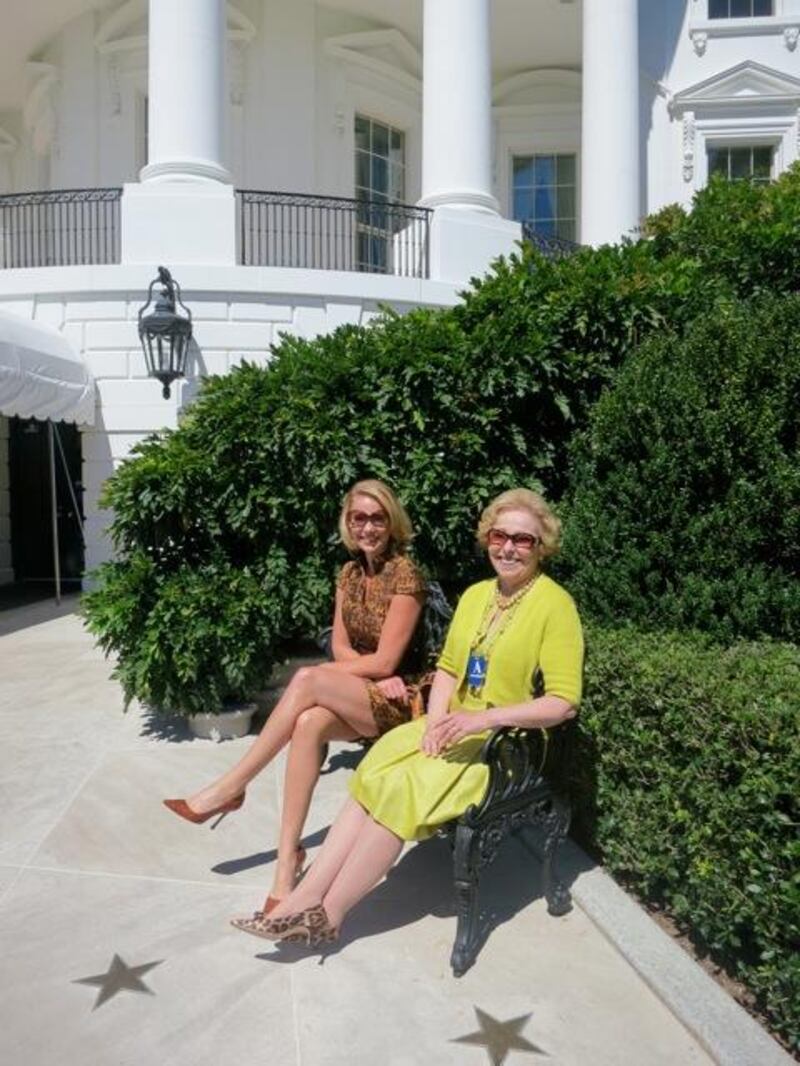 galleries/2012/09/16/hilary-duff-lebron-james-more-celebrity-twitter-pictures-photos/katherine-heigl_ei8kan