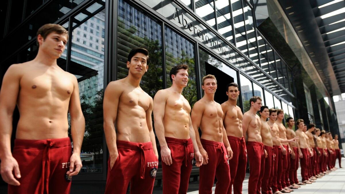 cheats/2012/10/19/abercrombie-jet-models-had-undies-rules/abercrombie-models-cs_ftl6tr