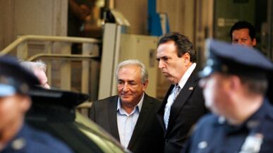 cheats/2011/05/25/strauss-kahn-moved-to-new-residence/dsk-moving_v3o2sn