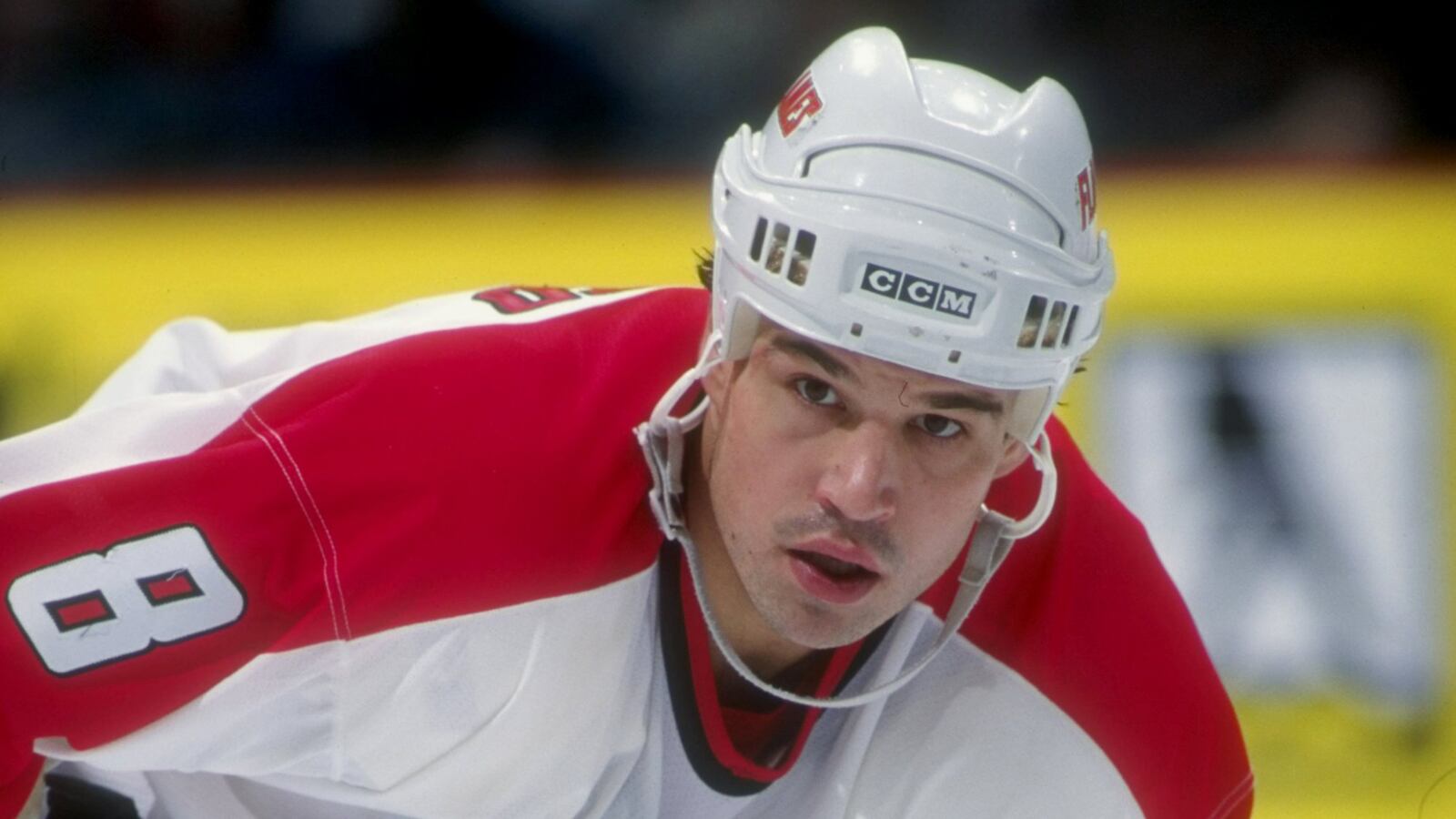 cheats/2014/04/11/ex-players-sue-nhl-for-concussions/140411-nhl-concussion-cheat_grk2yu