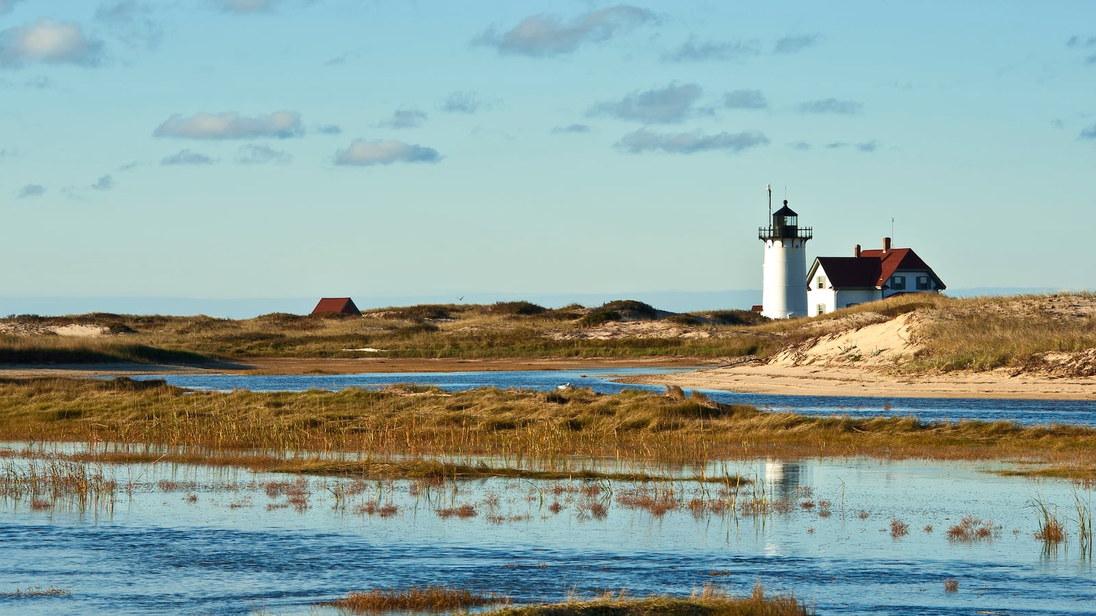 articles/2014/03/18/five-great-literary-homes-from-pemberley-to-ruth-s/140317-nadler-tease_ctusva