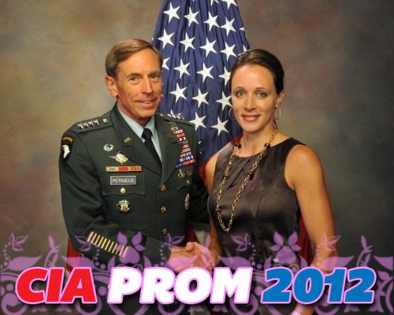 galleries/2012/11/14/the-best-memes-of-the-petraeus-affair/petraeus-memes-6_edptha