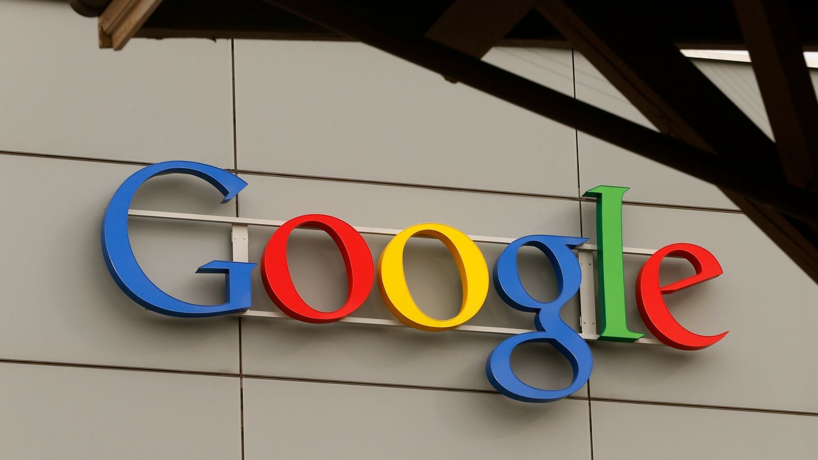 cheats/2015/06/19/google-to-ban-revenge-porn-from-results/150619-google-cheat_k0seyj