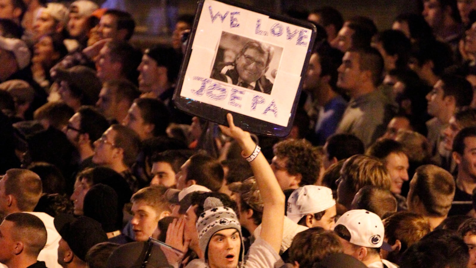 cheats/2011/11/17/penn-state-student-on-losing-his-idol/student-riots-penn-state-joe-paterno-cheat_noxuky