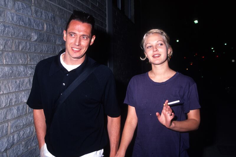 galleries/2012/06/07/10-celebrity-teen-brides-miley-cyrus-drew-barrymore-more-photos/teen-brides-barrymore_ni7oqo