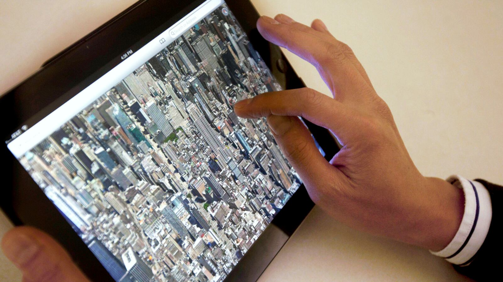 articles/2012/09/28/has-apple-maps-gotten-you-lost/apple-maps-tales_dzz6o0