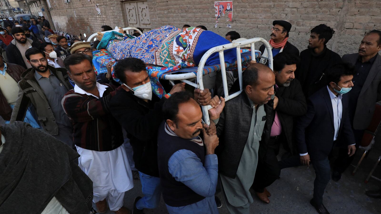 2022-01-30T144128Z_1593444840_RC2Q9S9AAR4R_RTRMADP_3_PAKISTAN-ATTACK_xks6hb