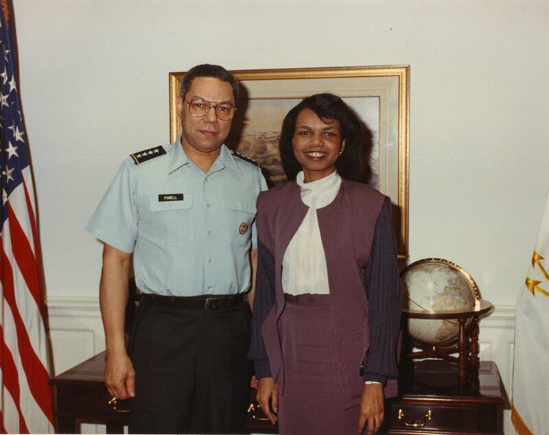 galleries/2010/10/11/condoleezza-rice/condi-rice-11_qnvfe9