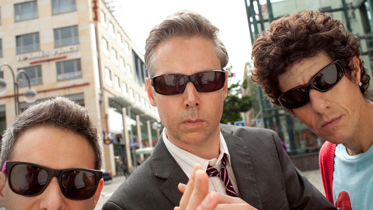 articles/2012/05/04/best-of-adam-yauch-aka-mca-and-the-beastie-boys-video/adam-yauch-beastie-boy-dead-video_oo4nwk
