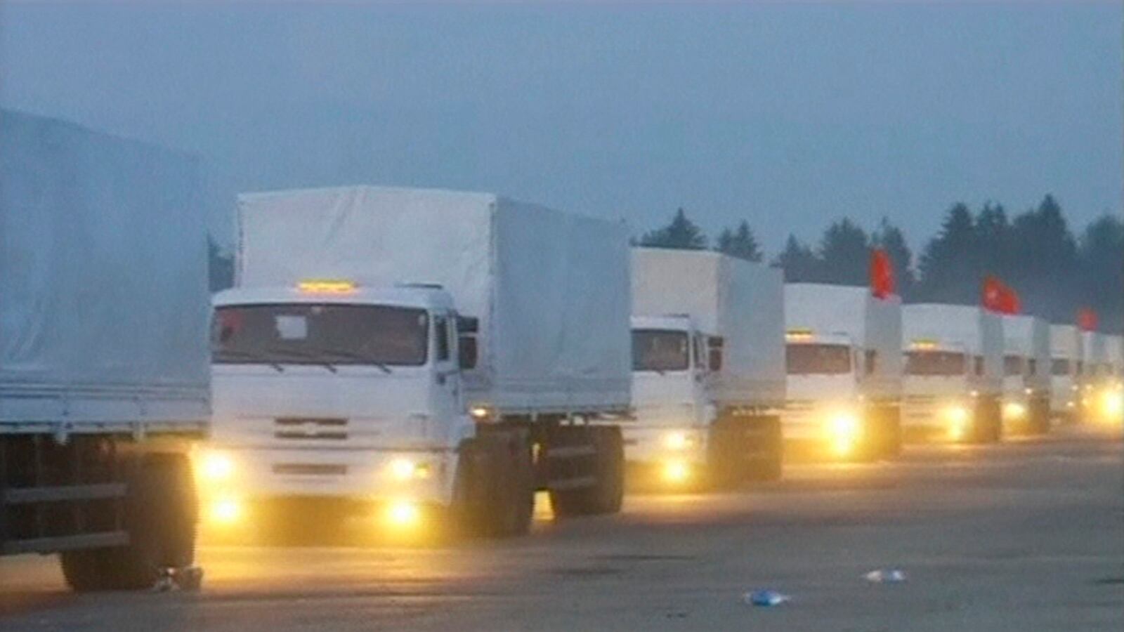 cheats/2014/08/12/ukraine-blocks-russian-aid-convoy/140812-russian-convoy-cheat_oxcsjj