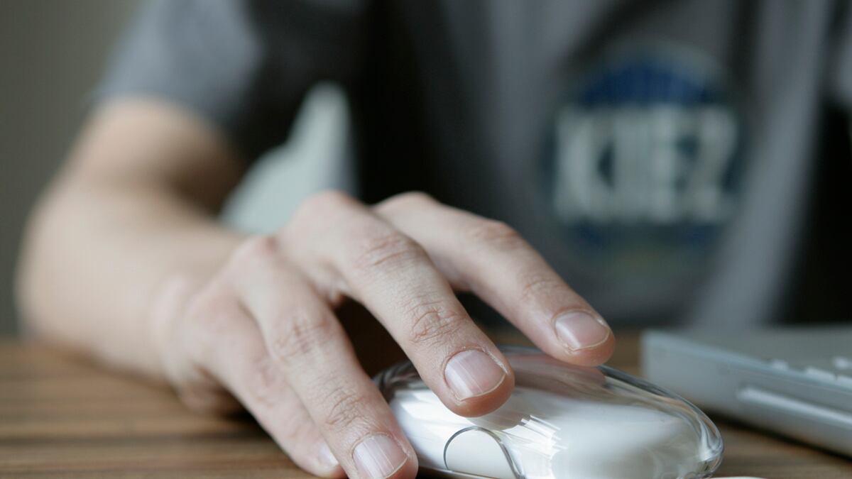 cheats/2012/03/29/fbi-expert-hackers-are-winning/fbi-expert-hackers-winning-cheat_lhrtfp