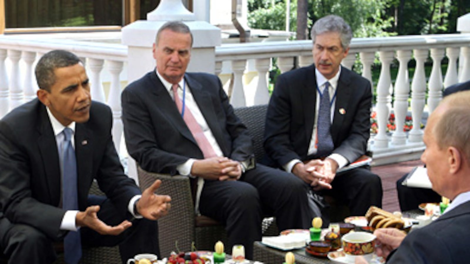 articles/2009/07/13/obamas-other-wife-1/brown-clinton-obama-and-putin_nfid29