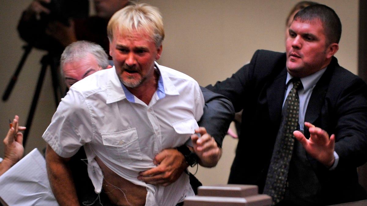 articles/2012/08/30/fear-militia-group-faces-the-music/soldier-plot-trial-shapiro_gw9ova