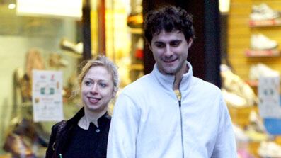 articles/2010/07/14/chelsea-clintons-secret-wedding-plans/clinton-engagement_66086_ho2fnt