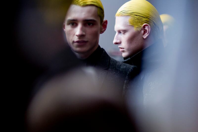 galleries/2011/06/26/john-galliano-to-givenchy-backstage-at-paris-fashion-week/songzio-kevin-tachman-0008_naxpkq