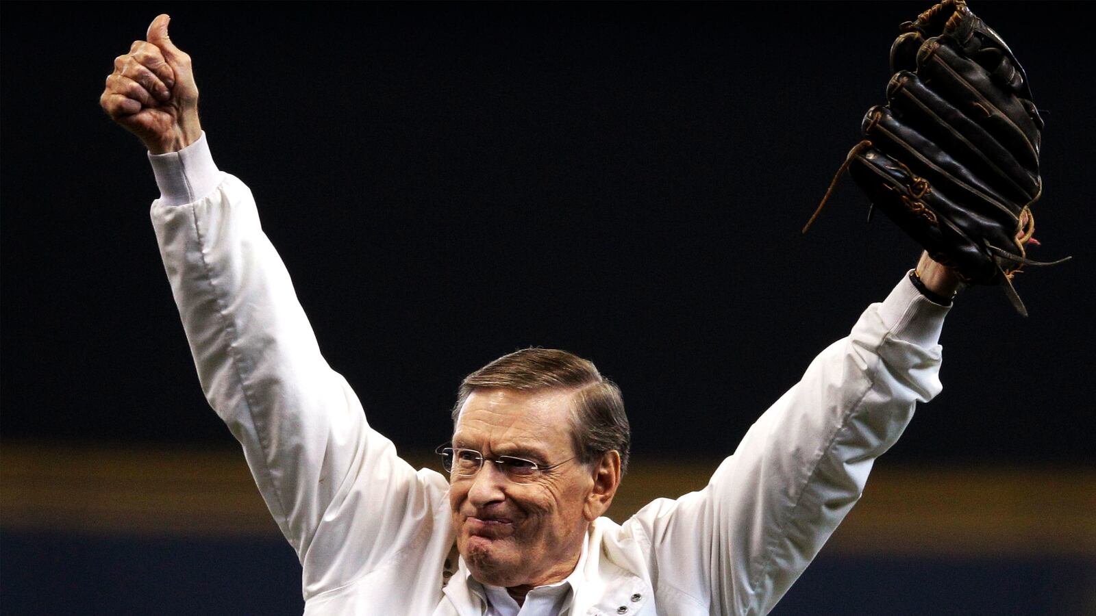 articles/2016/12/07/steroids-got-bud-selig-into-baseball-s-hall-of-fame-the-players-who-got-him-there-can-buy-tickets/161206-fisher-bud-selig-tease_miprgx