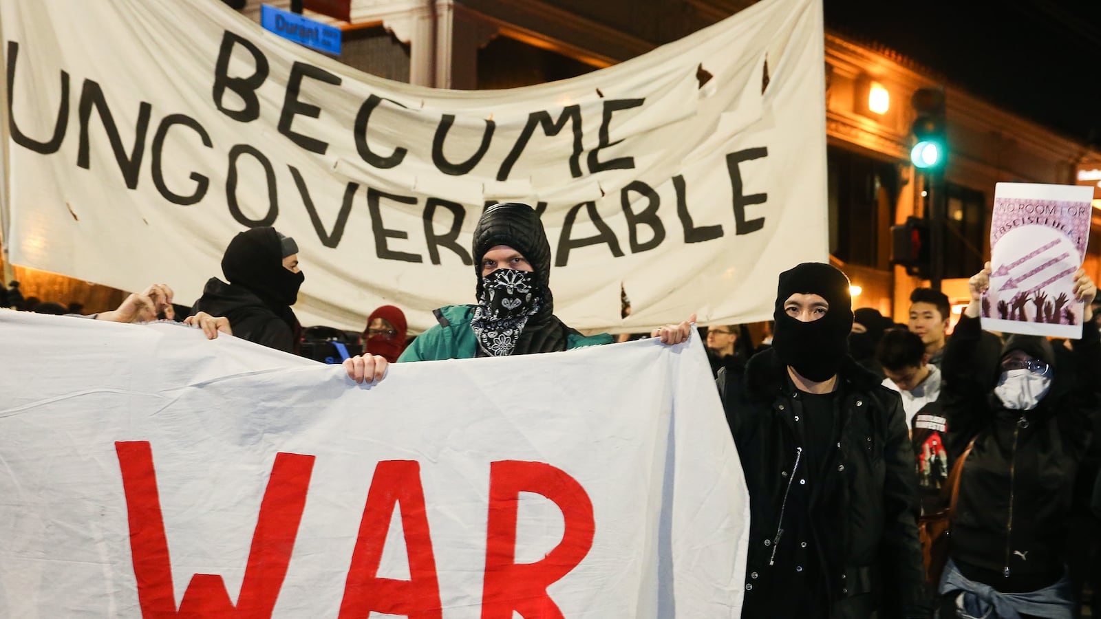 articles/2017/02/02/milo-yiannopoulos-feeds-on-your-violent-protests-so-does-donald-trump/170202-Soave-berkeley-tease_kuaey9