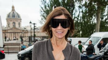 articles/2012/10/11/carine-roitfeld-joins-harper-s-bazaar-valentino-receives-third-french-honor-in-paris/C-_fakepath_roitfeld1_j2ty43
