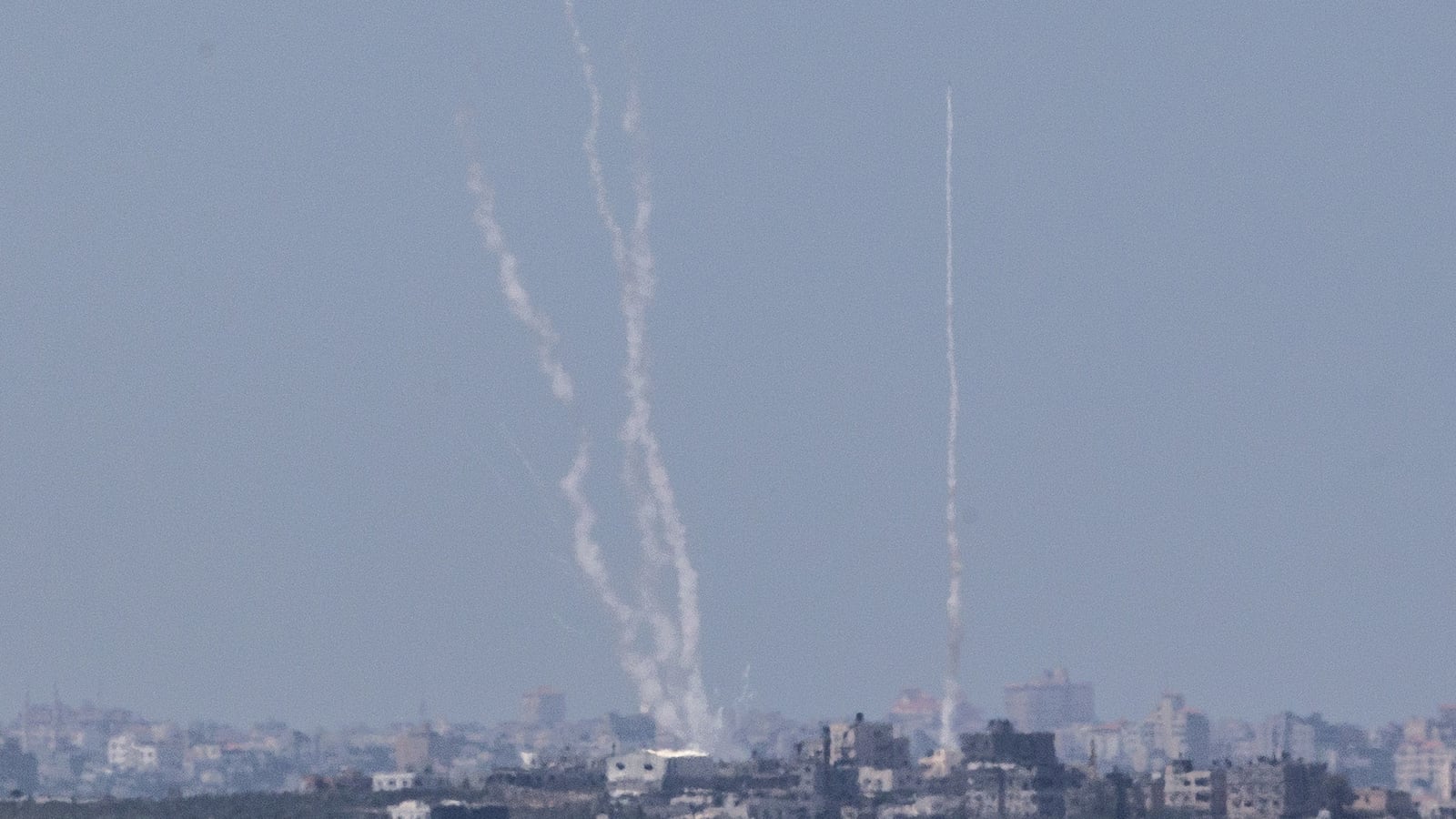cheats/2015/05/04/israeli-soliders-told-to-not-spare-ammo/150504-israel-gaza-cheat_zmv6zk
