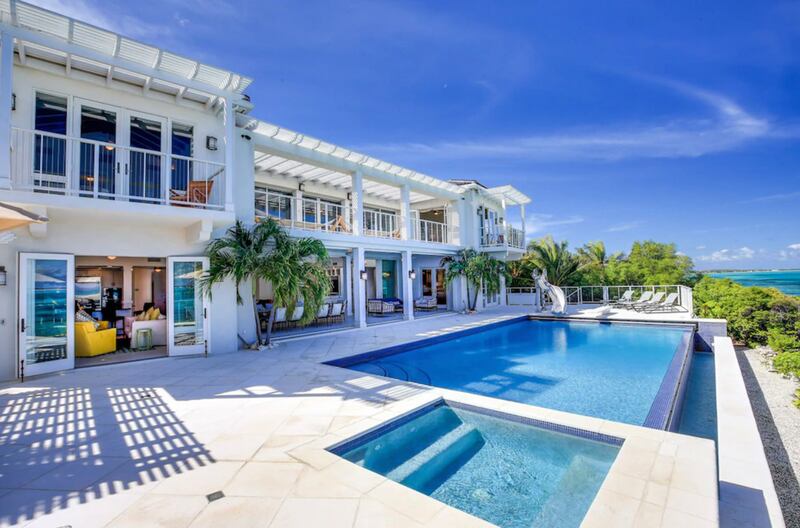 210618_OMG_Turks-and-caicos-04_siof7d