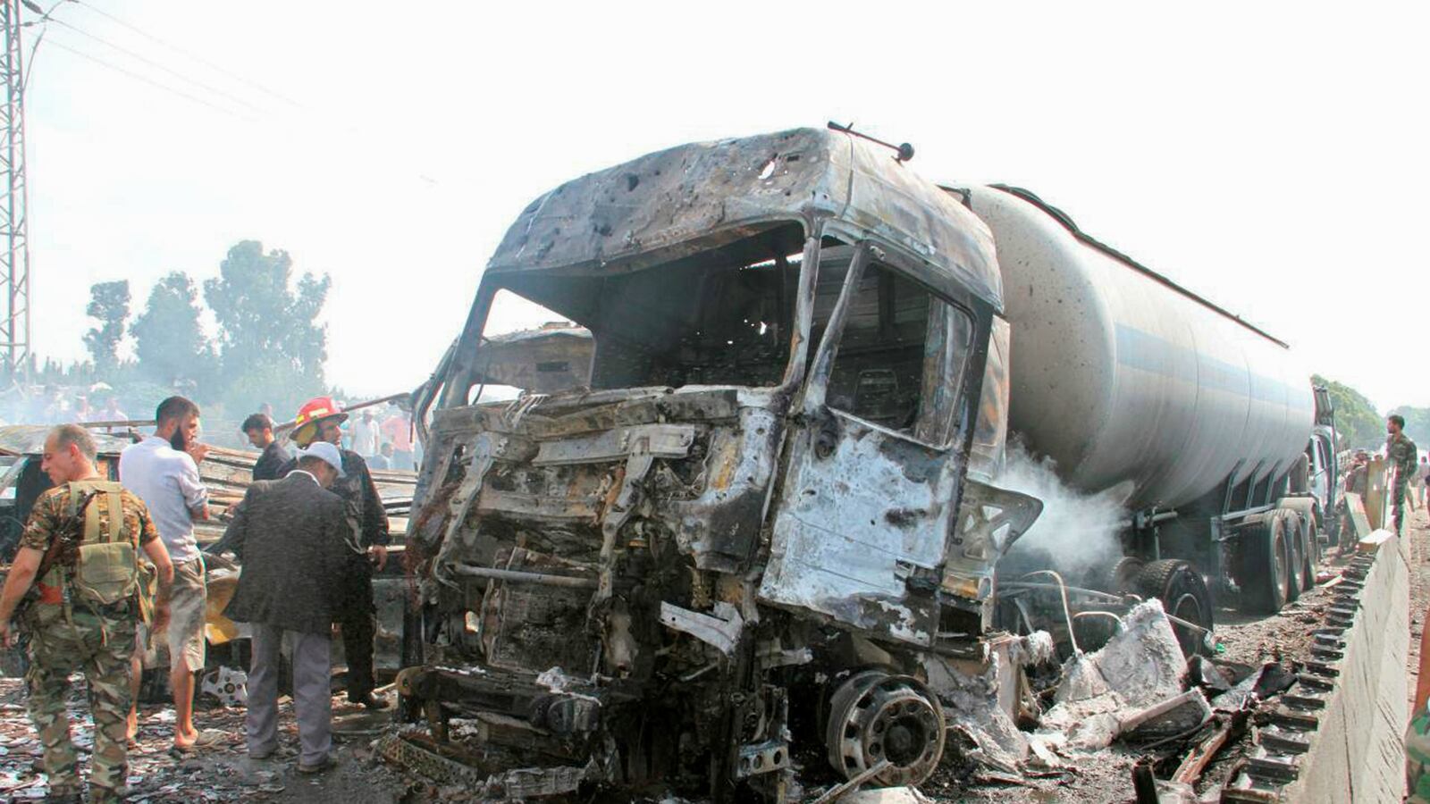 cheats/2016/09/05/bomb-blasts-in-syria-kill-43/160905-syria-blasts-cheat_grsdmg