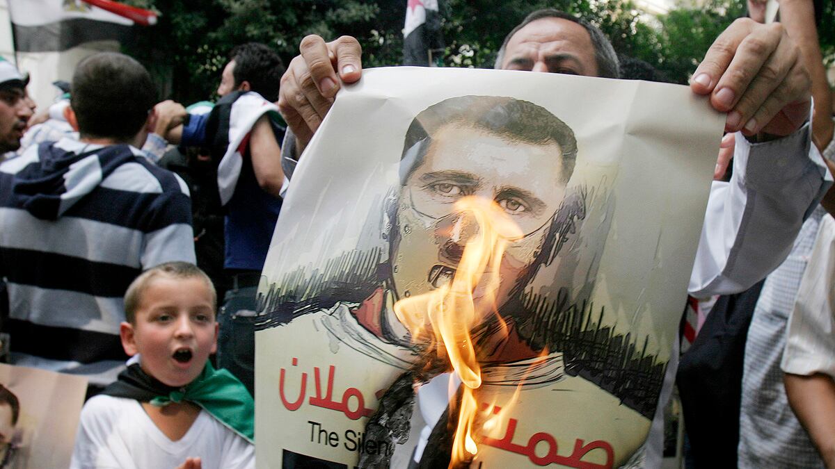 cheats/2011/10/29/arab-league-denounces-syria-killing/syria-violence-assad-cheat_s2zga2