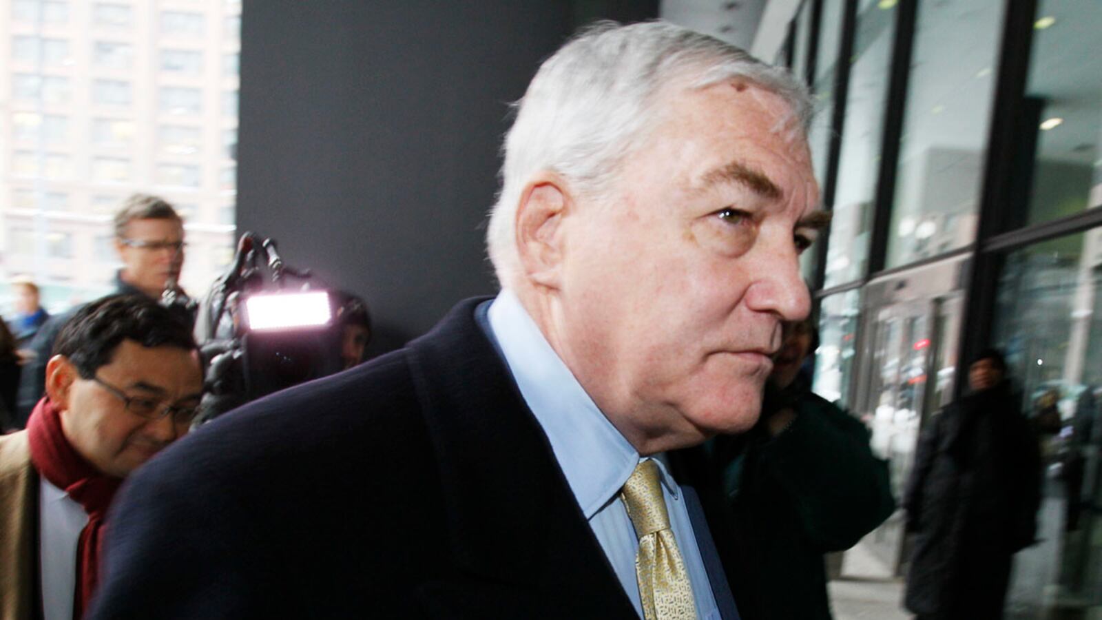 cheats/2011/06/24/ex-media-mogul-will-serve-13-more-months/conrad-black-cheat_rouq5k