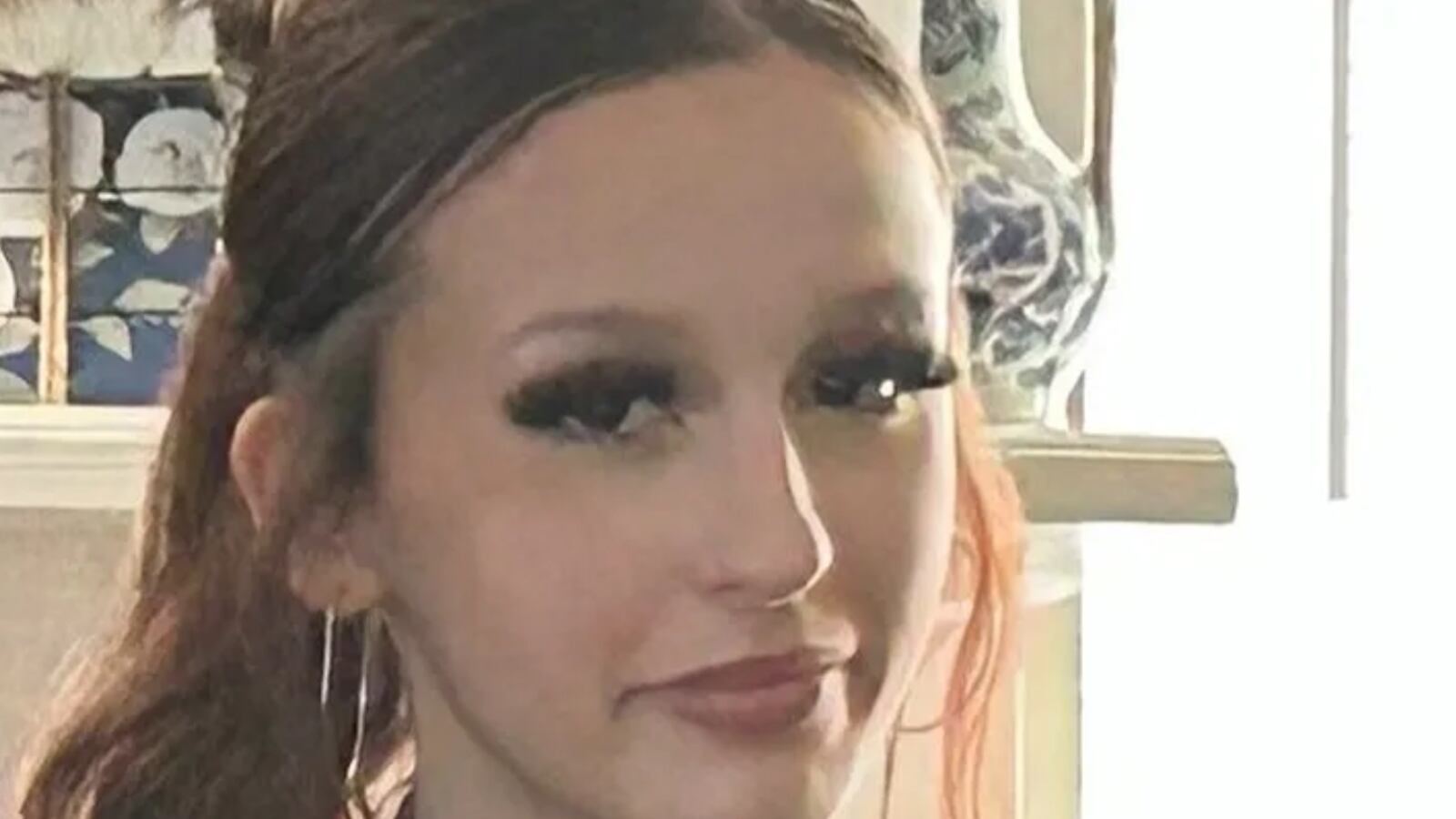 Kaylee Gain,16-year old girl who was left comatose after a horrific altercation with a classmate, is breathing on her own, according to an update on Friday.