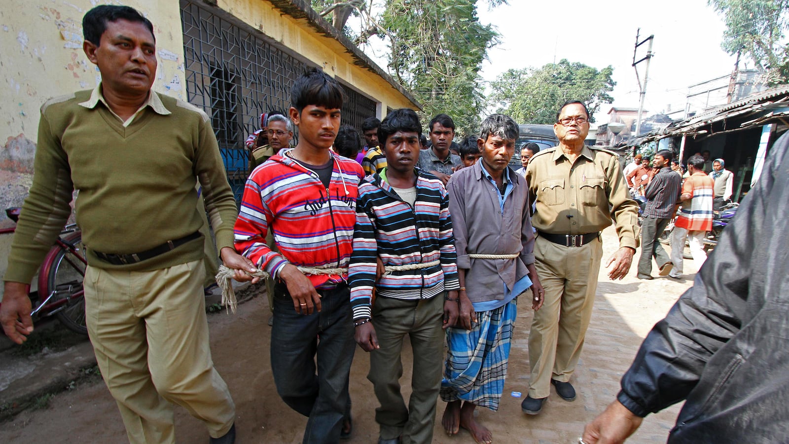 cheats/2014/01/23/tribal-girl-gang-raped-in-india/140123-india-rape-cheat_iaaetb