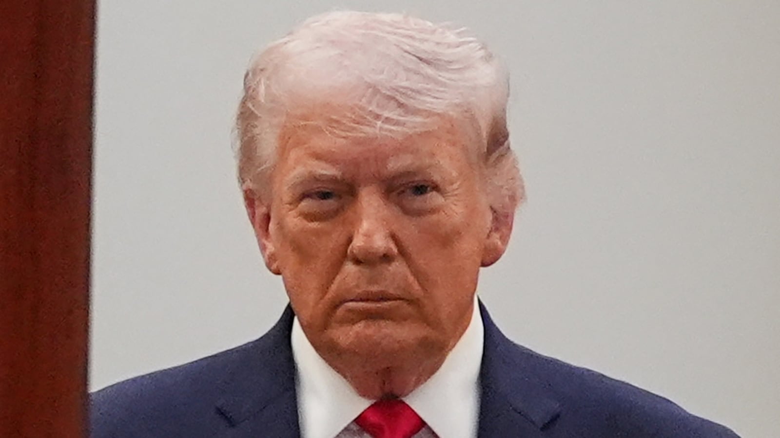 WASHINGTON, DC - APRIL 1: U.S. President Donald Trump arrives to speak in the Cross Hall of the White House on April 1, 2026 in Washington, DC. Trump used the prime-time address to update the nation on the war in Iran. (Photo by Alex Brandon-Pool/Getty Images)