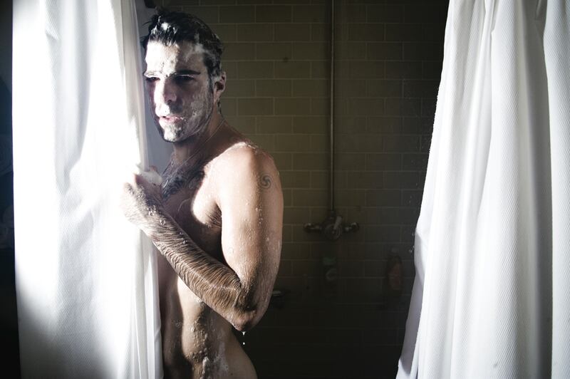galleries/2013/11/06/celebrity-photographer-tyler-shields-exposes-the-dirty-side-of-glamour-photos/tyler-shields-quinto_frbhxp