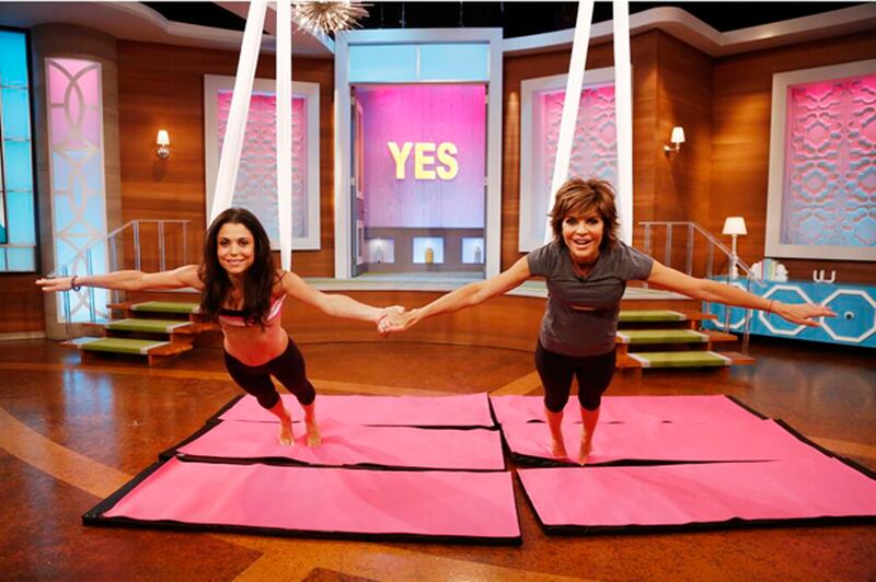 galleries/2013/10/06/miley-cyrus-james-franco-more-celebrity-twitter-pictures-photos/131004-cleb-twit-pic05_ktvsrk