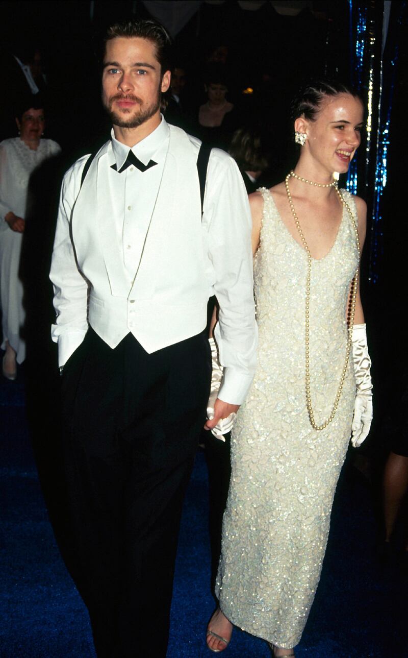 galleries/2016/02/27/inside-the-oscars-glitziest-parties/160226-oscars-party-gal-11_r4r6tc