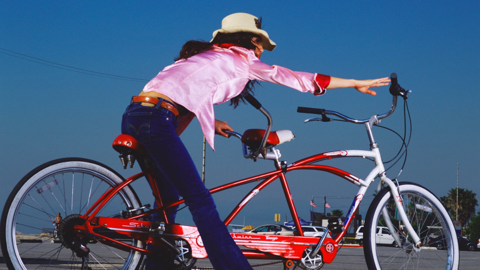 articles/2012/02/06/singled-out-are-america-s-unmarried-discriminated-against/singles-discrimination-kelly-teaser_tsgjdr