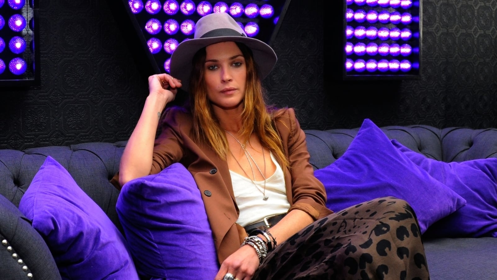 articles/2013/05/21/rihanna-reportedly-enlists-erin-wasson-for-tv-show-victoria-s-secret-mastectomy-bras-a-no-go/erin_wasson_c4c7ew