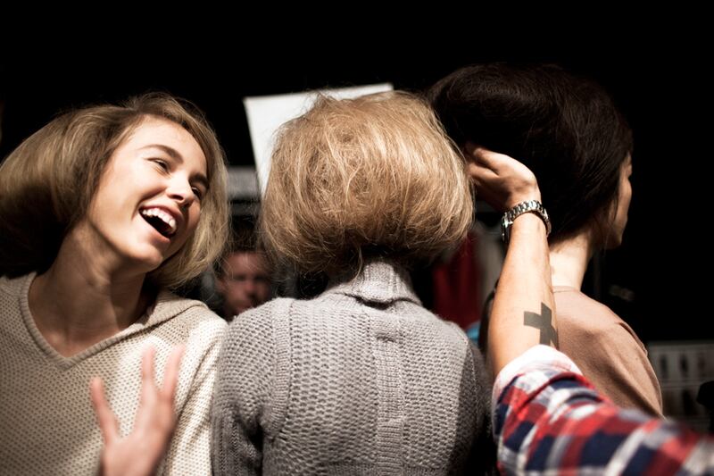 galleries/2010/09/14/vera-wang-backstage/vera-wang-backstage-28_sfqrmu