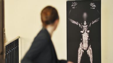 articles/2011/01/07/homeland-security-dept-to-extend-body-scans-beyond-airports/friedersdorf-body-scan_151372_tp6ukc