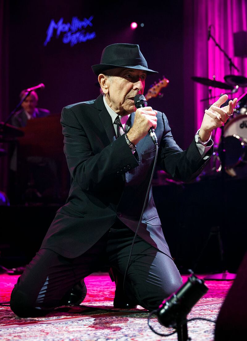galleries/2016/11/11/leonard-cohen-dies-at-82-his-life-in-photos/161110-Leonard-Cohen-21-embed_enkit0