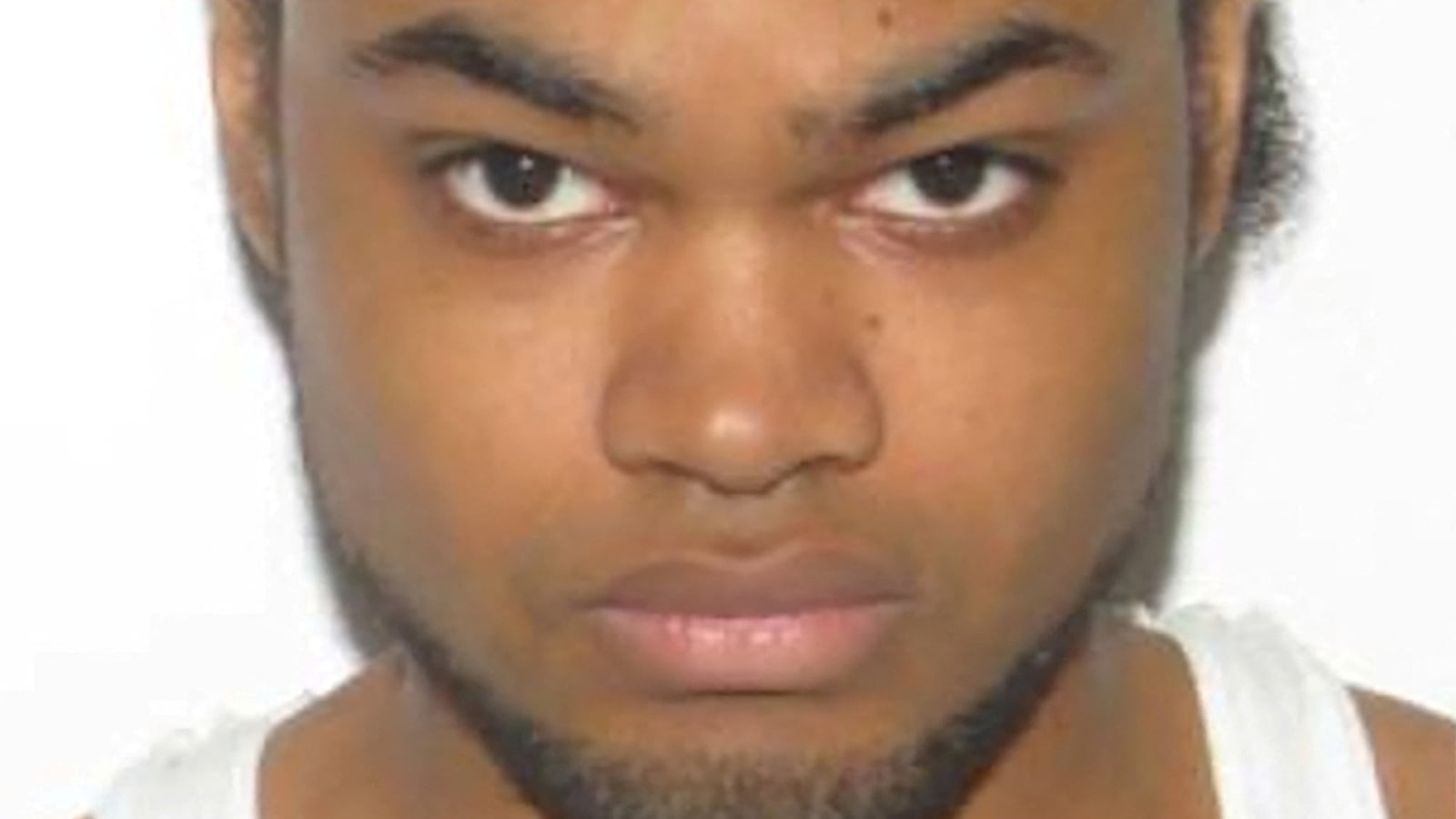 2022-11-24T131652Z_1226692070_RC2WRX9CCYEN_RTRMADP_3_VIRGINIA-SHOOTING-WALMART_lzqlur