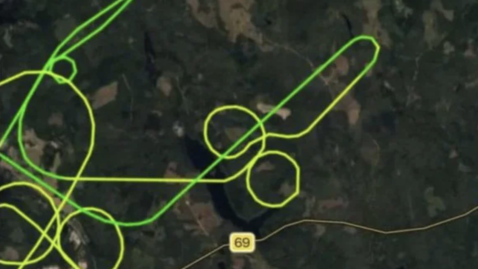 The penis-shaped flight paths as seen on FlightRadar