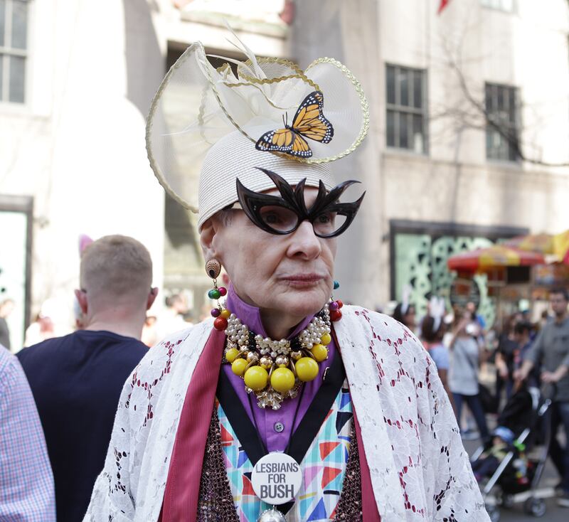 galleries/2018/01/01/easter-bonnet-parade-new-york-city/170414_easter_bonnet_24_ol5liu