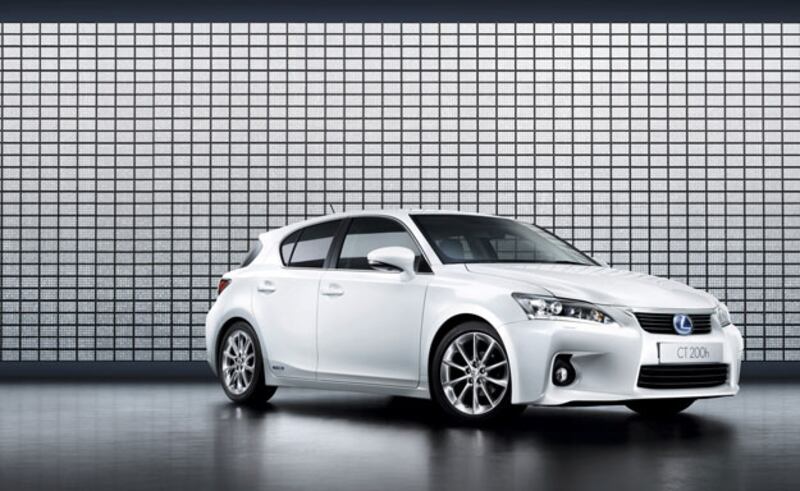 galleries/2010/04/02/cars-of-the-future/cars-of-the-future---lexus-200h_fazxq7