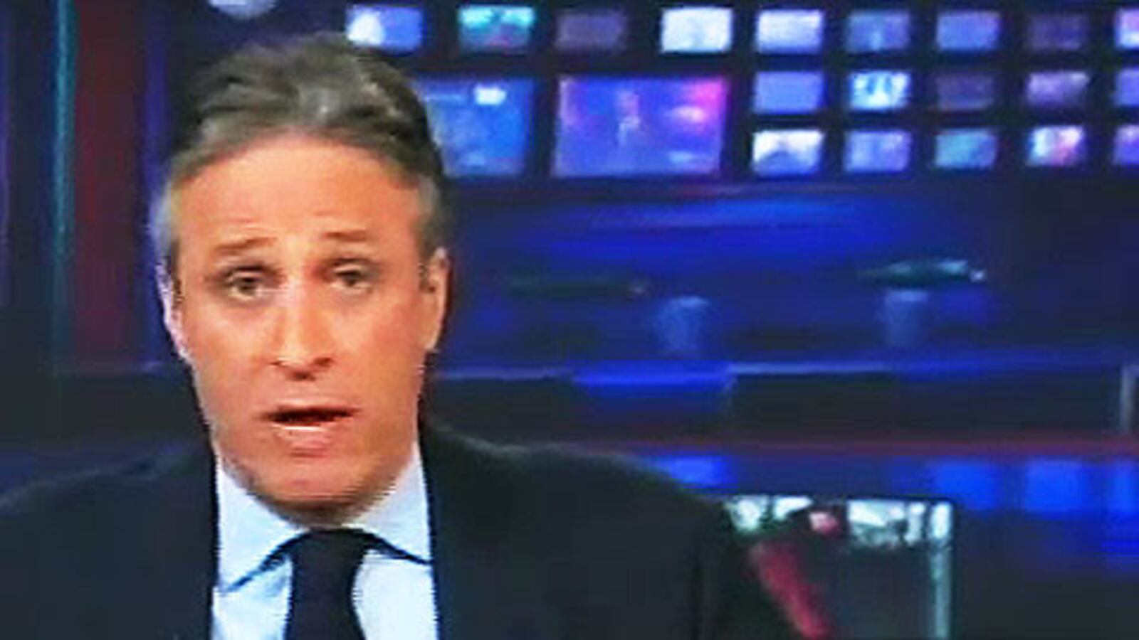 videos/2010/06/02/jon-stewart-takes-on-obamas-oil-schedule/dailyshowobama03-120-2_poulv7
