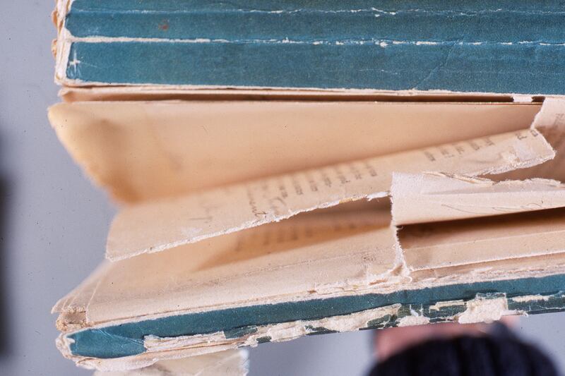 galleries/2012/06/16/librarians-who-hated-ulysses-letters/librarians-ulysses-fifty-shades-before2_vexvlo