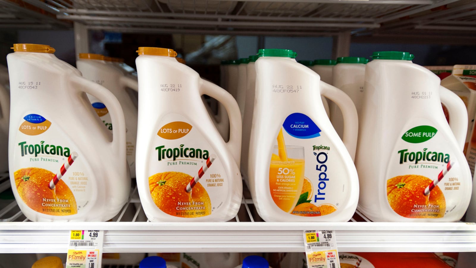 cheats/2012/01/14/fungicide-found-in-tropicana-oj/tropicana-orange-juice-fungicide-traces-cheat_dhw6ft