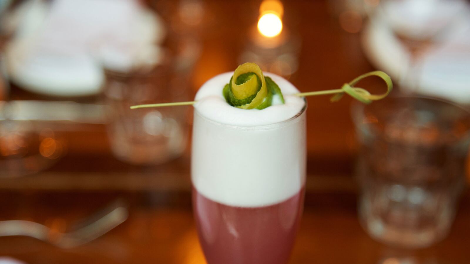 articles/2016/12/31/last-minute-new-year-s-eve-cocktail-recipes/161230-rothbaum-new-year-eve-tease_pd6uiq