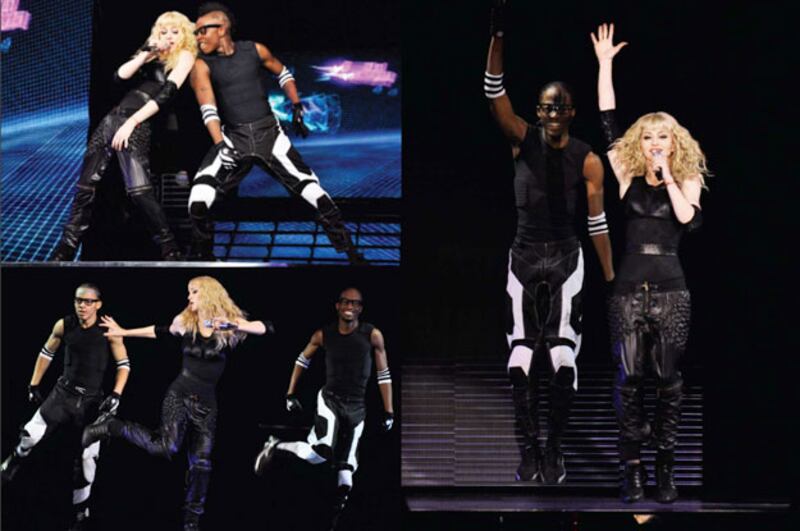 galleries/2010/01/08/madonna-sticky-sweet/madonna-sticky-sweet-16_gth7yy