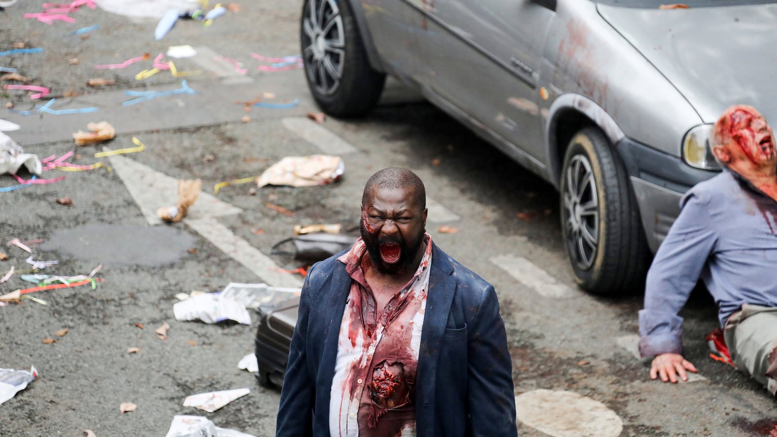 180713-Schager_-The_Night_Eats_the_World-hero_ylc2wn